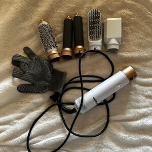 White and Gold Hair Styling Tool Set